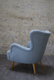 Race DA2 Wing Chair