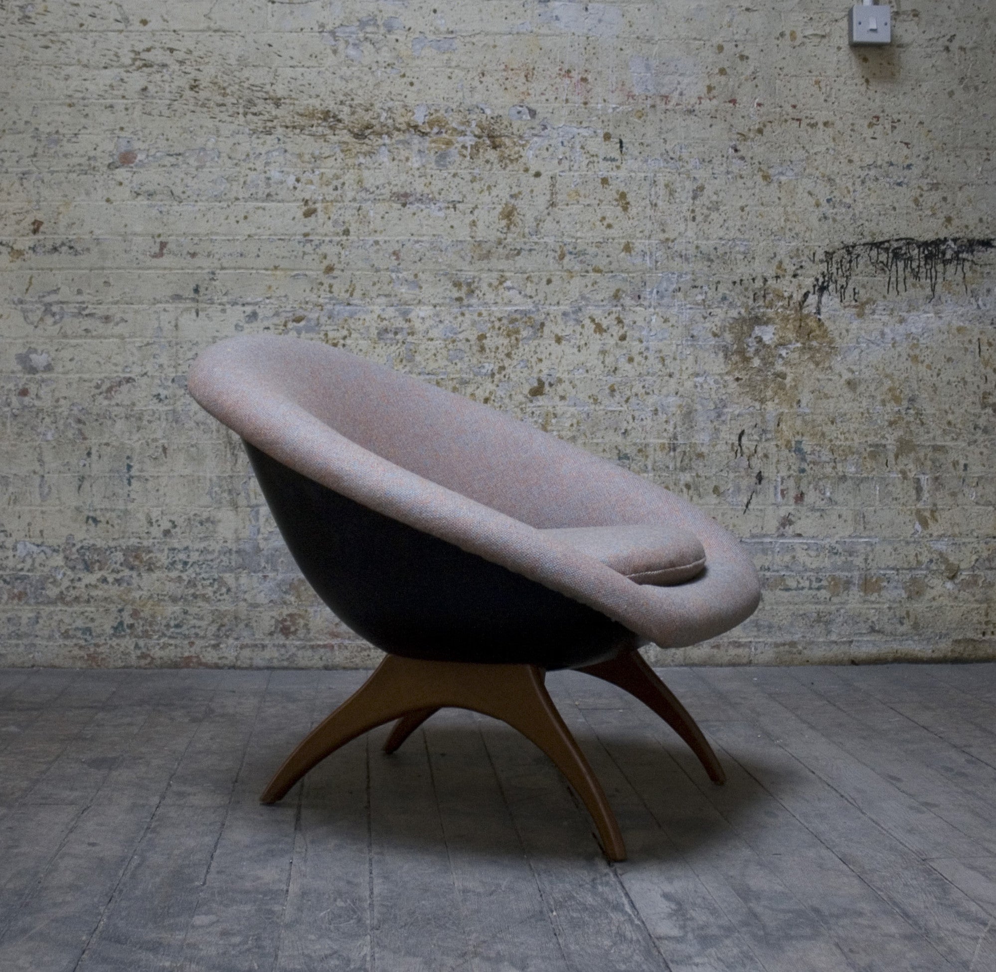 Lurashell Pod Chair The London Chair Collective